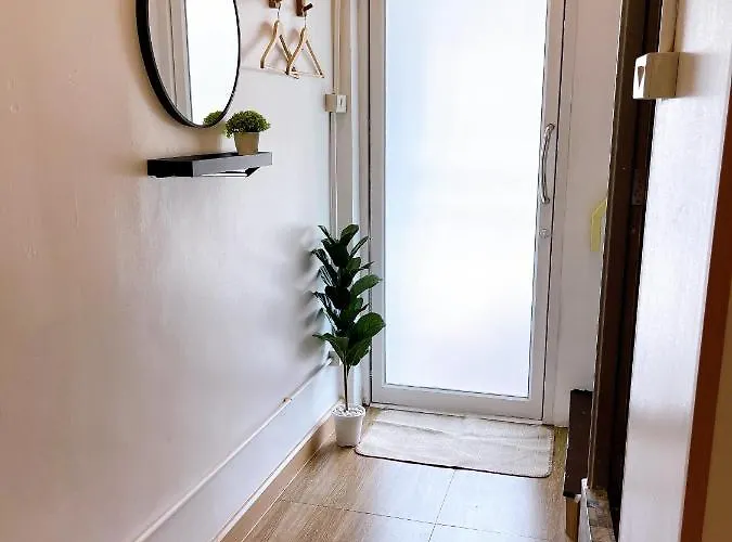 Lively And Cozy Canal House ,entire House * Bangkok