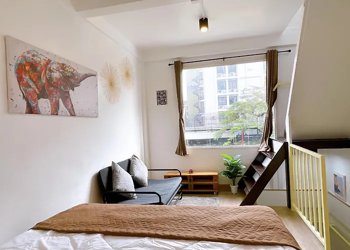 Lively And Cozy Canal House ,entire House